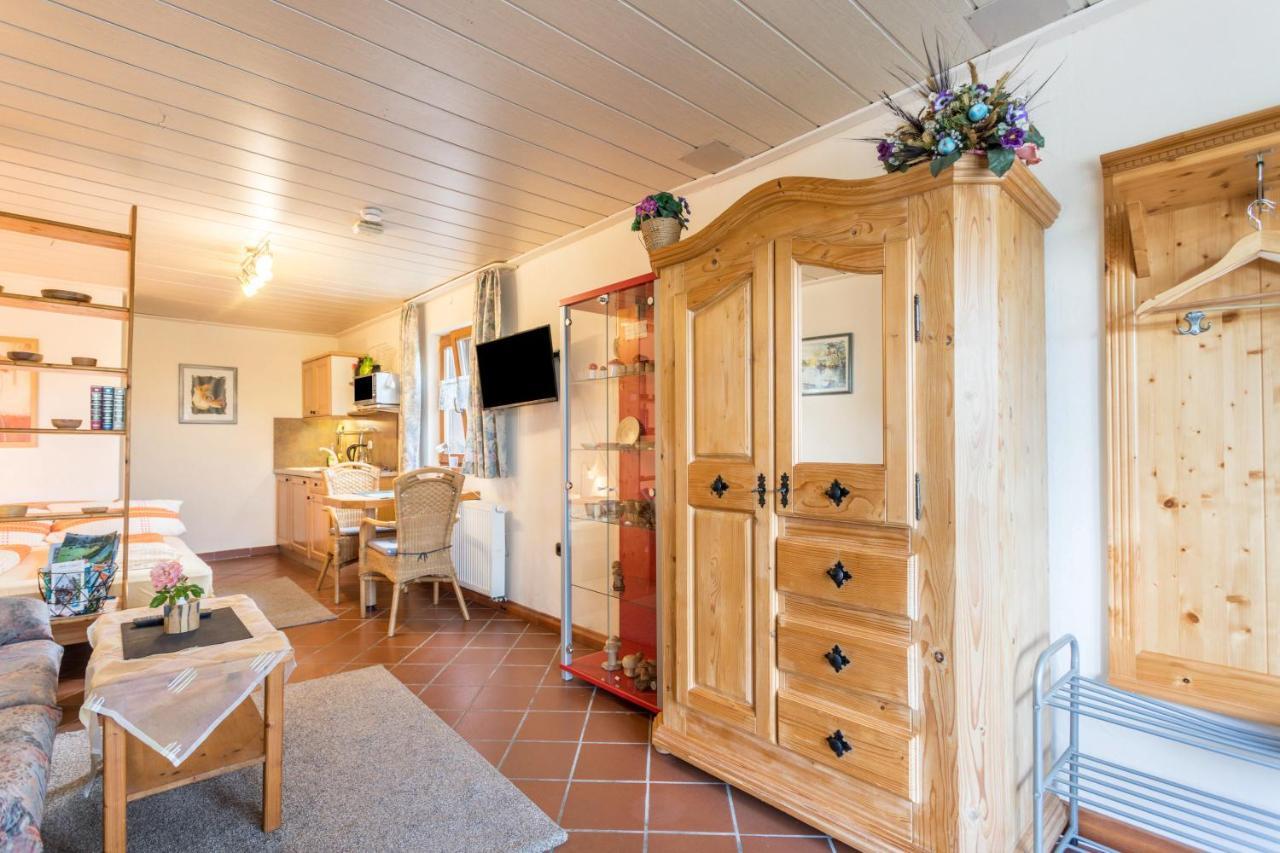 Apartamento Haus Rosi Und Werner Emmerting Exterior foto