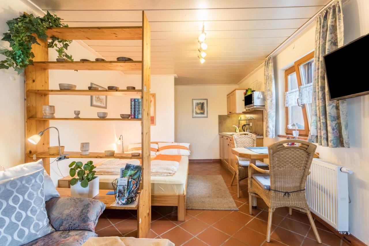 Apartamento Haus Rosi Und Werner Emmerting Exterior foto